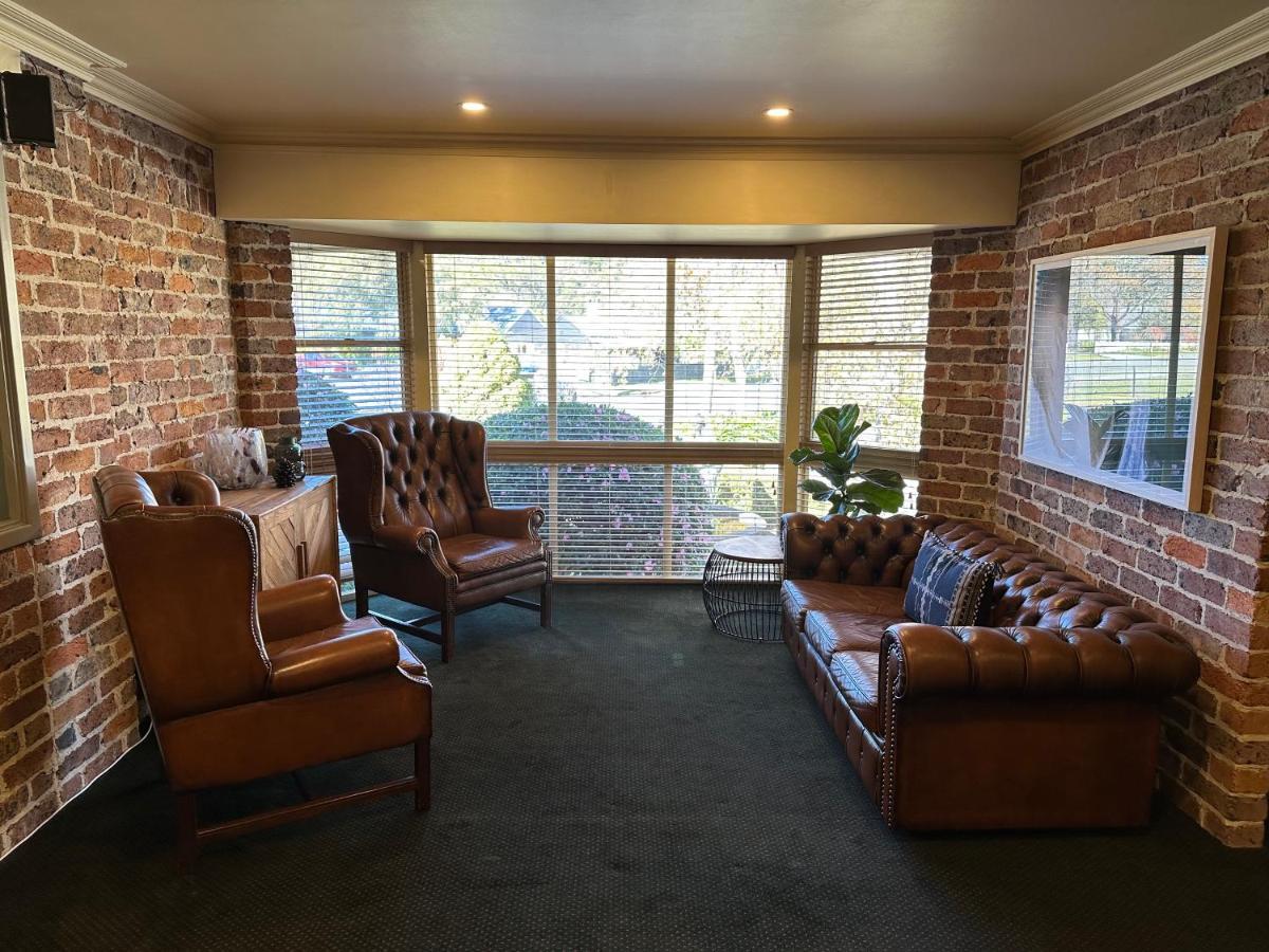 Grand Country Lodge Motel Mittagong Exteriör bild