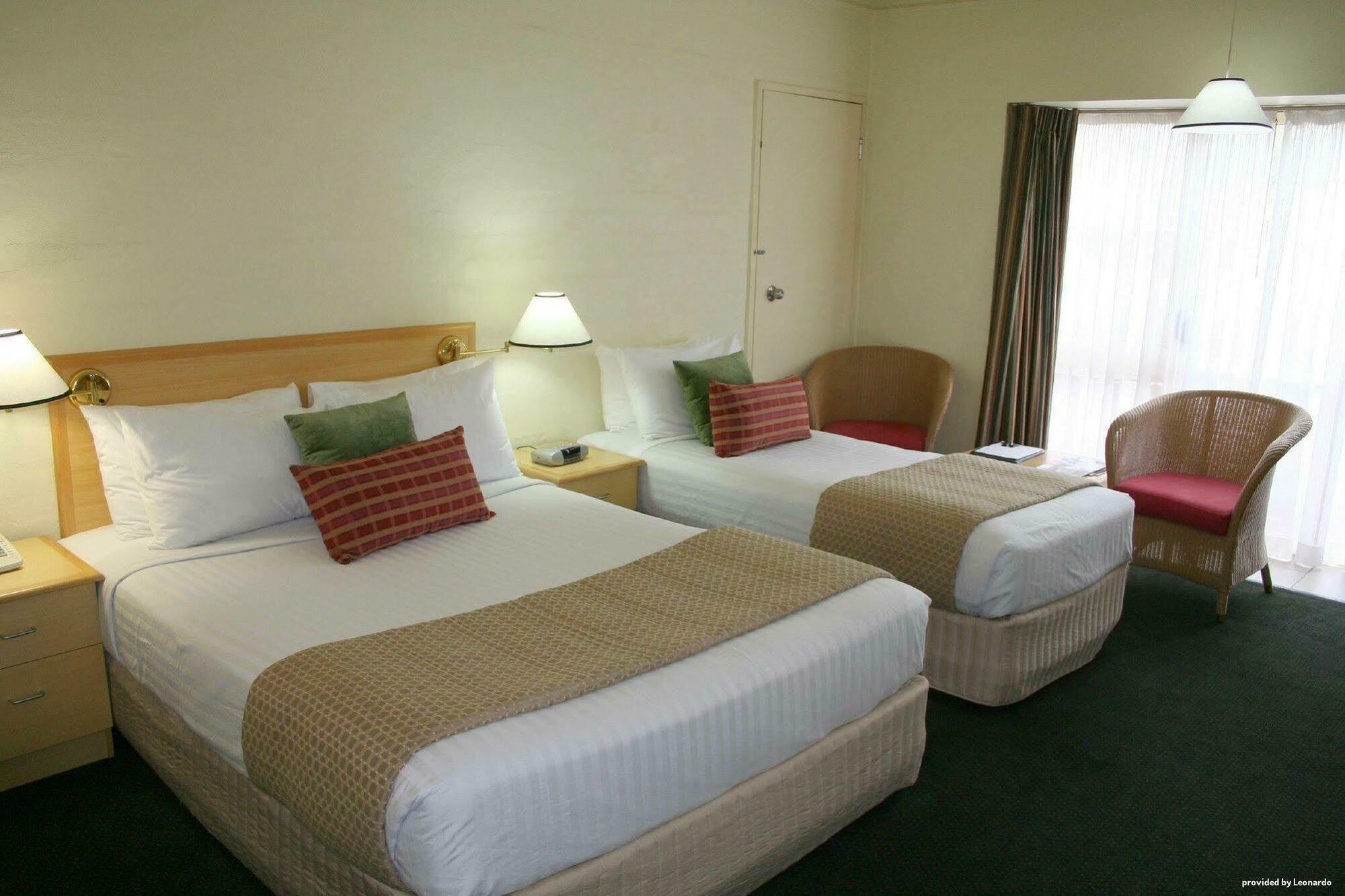 Grand Country Lodge Motel Mittagong Exteriör bild